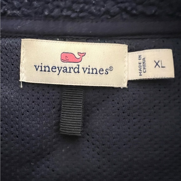 Vineyard Vines Black Fleece Vest - Picture 6 of 9